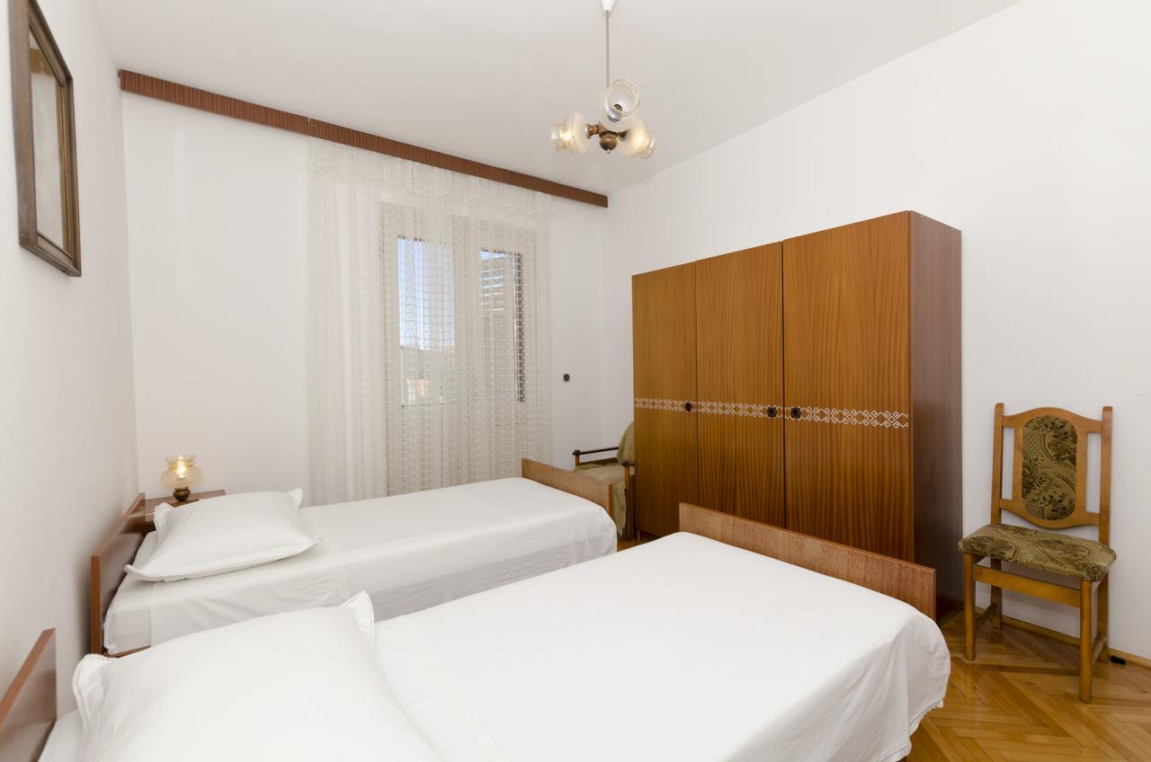 Apartment Eva P. Primošten المظهر الخارجي الصورة